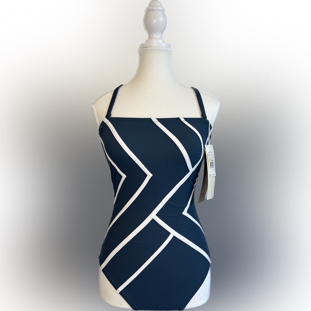Gottex Navy and White one piece swimsuit. Size 6. LYCRA Xtra Life. BRAND NEW.